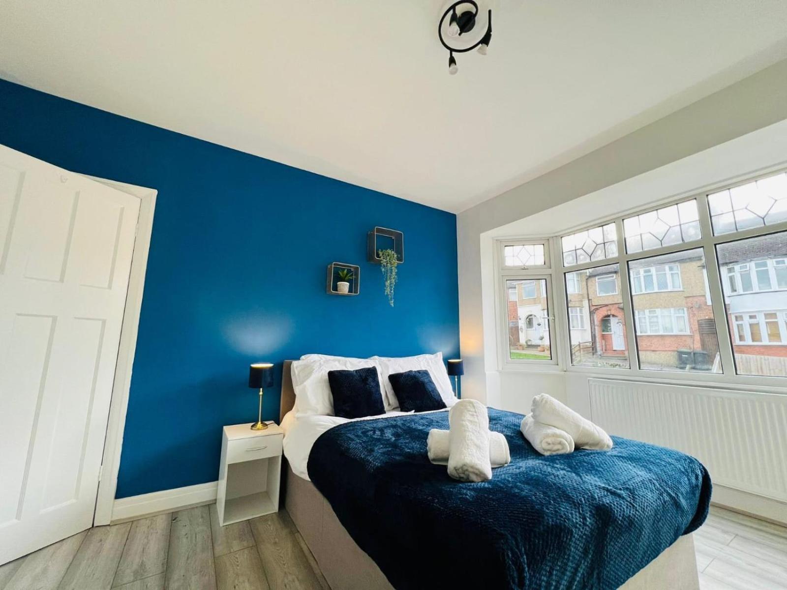 Sariyu Space Luton Hotel Luton  Bagian luar foto